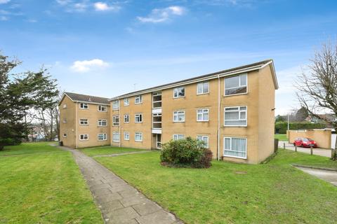 2 bedroom flat for sale, Gibson Road, Canford Heath, Poole, Dorset, BH17