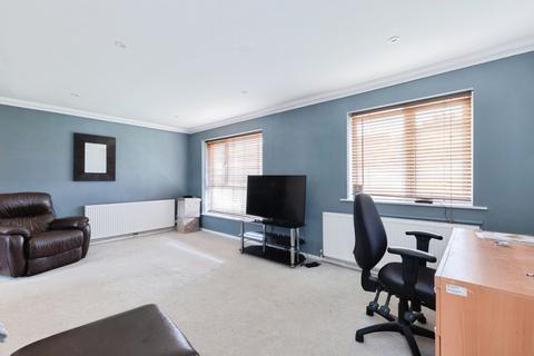 2 bedroom flat for sale, Gibson Road, Canford Heath, Poole, Dorset, BH17