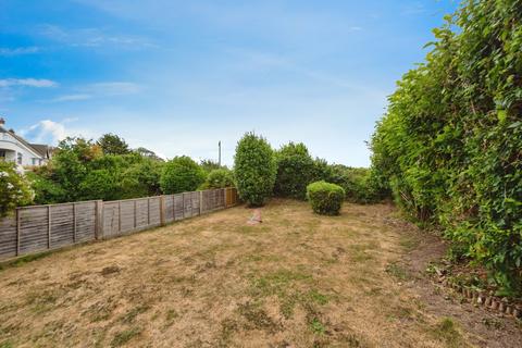 2 bedroom flat for sale, Crescent Road, Gosport, Hampshire, PO12