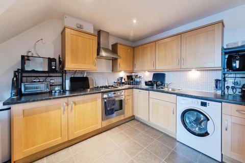 2 bedroom flat for sale, Parry Court, Parham Road, Gosport, Hampshire, PO12