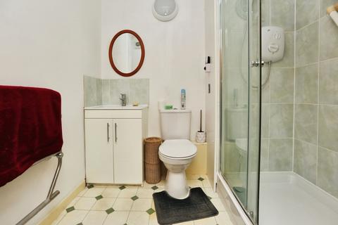 1 bedroom flat for sale, Stoke Road, GOSPORT, Hampshire, PO12