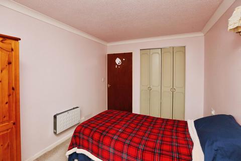 1 bedroom flat for sale, Stoke Road, GOSPORT, Hampshire, PO12