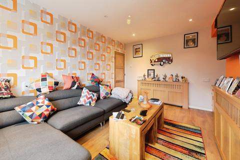 1 bedroom flat for sale, Wilmott Close, Gosport, Hampshire, PO12
