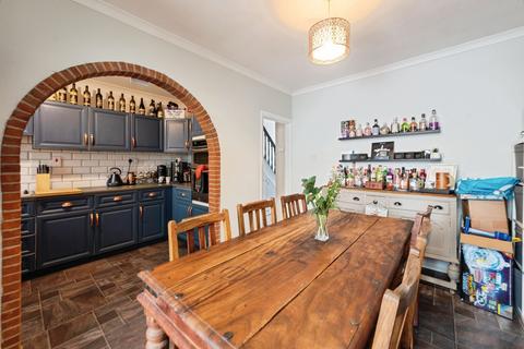 4 bedroom terraced house for sale, Torquay Avenue, Gosport, Hampshire, PO12