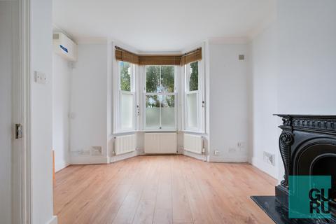 2 bedroom detached house to rent, Dundonald Road, Wimbledon, SW19