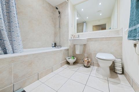 2 bedroom flat for sale, Weevil Lane, Gosport, Hampshire, PO12