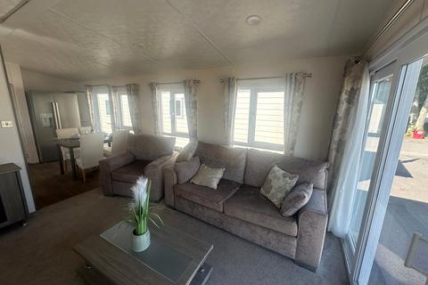 2 bedroom house for sale, Delta Cambridge, Lakeside Holiday Park, Chichester, PO20