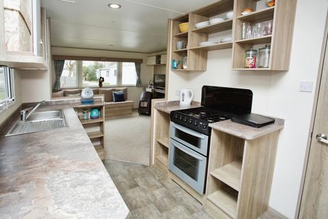 3 bedroom park home for sale, Solent Breezes, Chilling Lane, Warsash, SO31