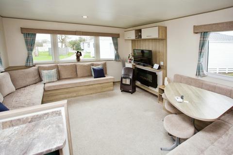 3 bedroom park home for sale, Solent Breezes, Chilling Lane, Warsash, SO31