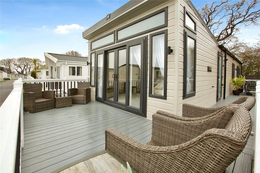 Decking/Front