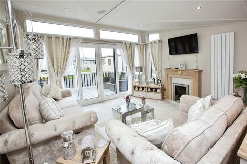 2 bedroom park home for sale, Solent Breezes, Chilling Lane, Warsash, Hampshire, SO31