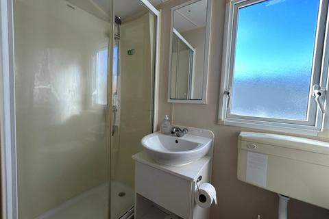 2 bedroom park home for sale, Solent Breezes, Chilling Lane, Warsash, Hampshire, SO31