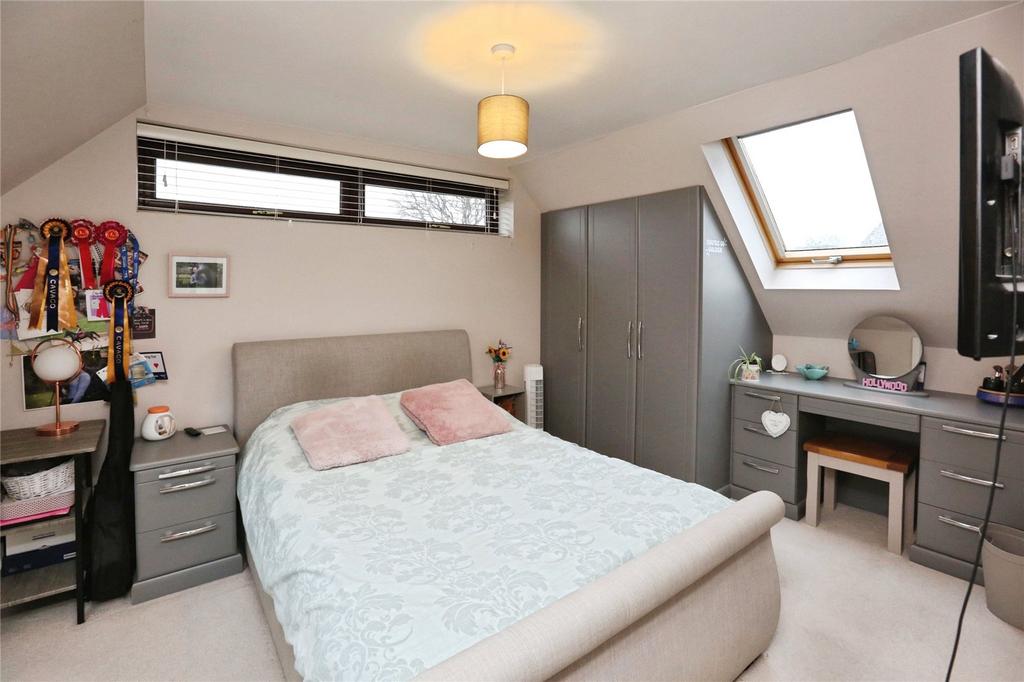 2nd Bedroom