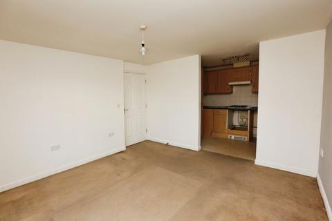 2 bedroom flat for sale, Chadwick Way, Hamble, Southampton, Hampshire, SO31