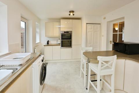 3 bedroom semi-detached house for sale, Painswick Close, Sarisbury Green, Southampton, Hampshire, SO31