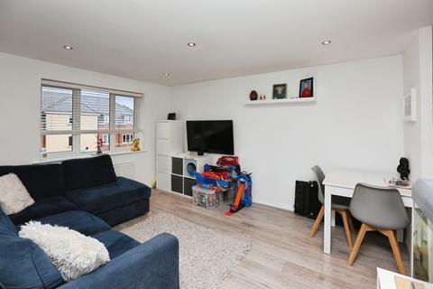 2 bedroom flat for sale, Firecracker Drive, Locks Heath, Southampton, Hampshire, SO31