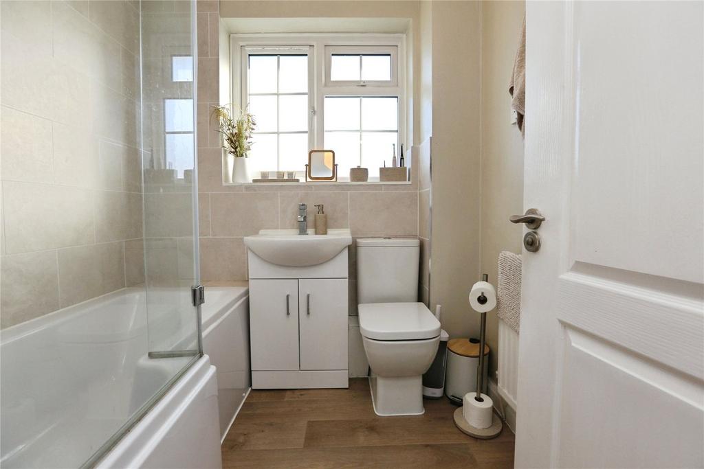 Main Bathroom