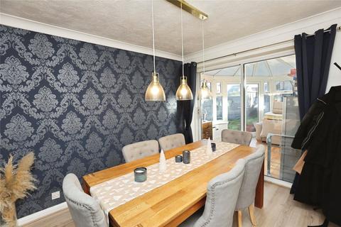 5 bedroom end of terrace house for sale, Downland Close, Locks Heath, Southampton, Hampshire, SO31