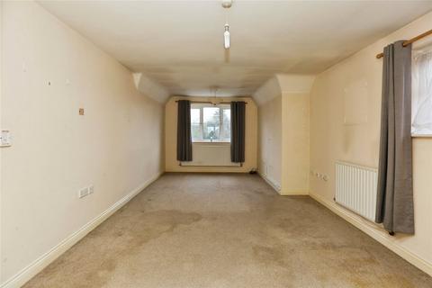 2 bedroom flat for sale, Station Road, Park Gate, Southampton, Hampshire, SO31
