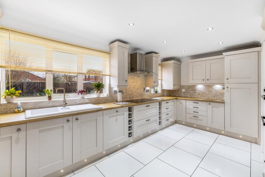 2 Oakwood Glade (Holbeach)-18