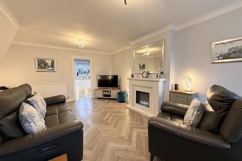 3 bedroom detached house for sale, Heath Farm Road, Stourbridge