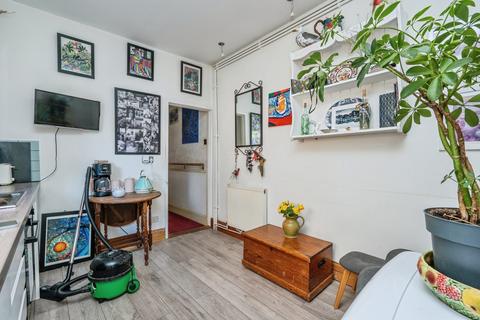 1 bedroom flat for sale, Montgomerie Road, SOUTHSEA, Hampshire, PO5