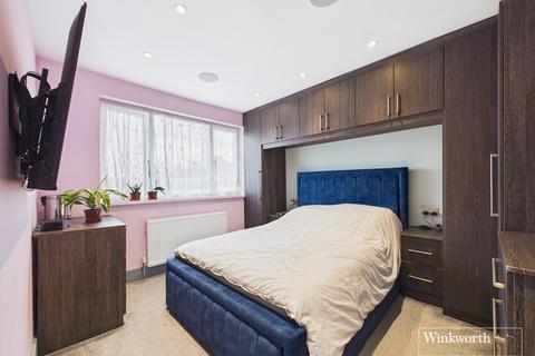 2 bedroom apartment for sale, Kenton Road, Middlesex HA3
