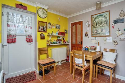 3 bedroom semi-detached house for sale, Hadleigh Road, Portsmouth, Hampshire, PO6