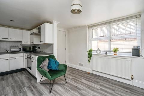 1 bedroom flat for sale, Clarendon Road, SOUTHSEA, Hampshire, PO4