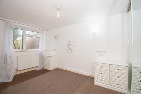 undefined, Finch Close, Leicester