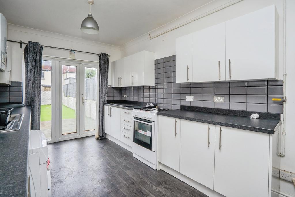 Pbox-IMG.jpg