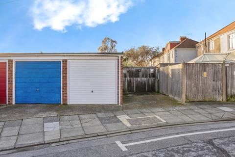 3 bedroom end of terrace house for sale, Monckton Road, Portsmouth, Hampshire, PO3