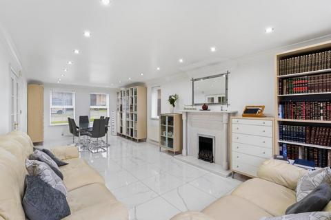 6 bedroom detached house for sale, Stoneleigh Way, Leeds, West Yorkshire