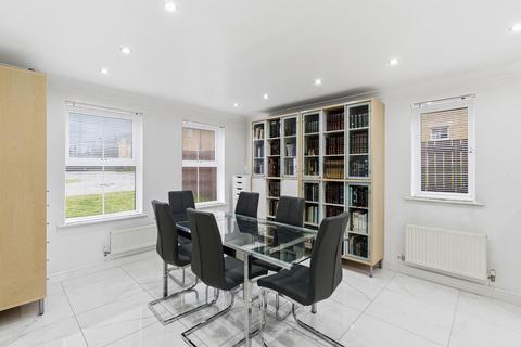 6 bedroom detached house for sale, Stoneleigh Way, Leeds, West Yorkshire