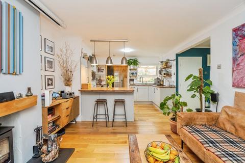 2 bedroom bungalow for sale, Brownhill Road, North Baddesley, Southampton, Hampshire, SO52
