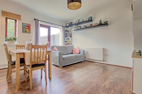 undefined, Fallowfield, Cambridge