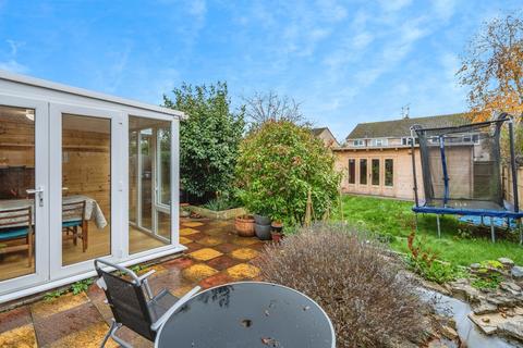 undefined, Chestnut Close, Romsey, Hampshire, SO51