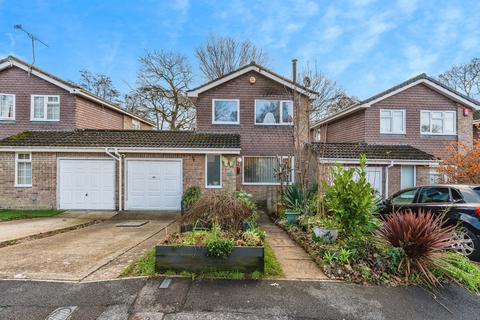 undefined, Balmoral Close, Lordswood, Southampton, Hampshire, SO16