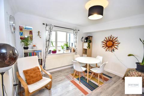 2 bedroom apartment for sale, Daytona Quay, Eastbourne BN23