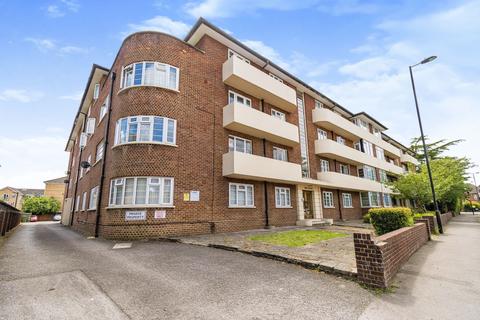 Archers Road, Banister Park, Southampton, Hampshire, SO15