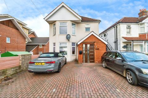 undefined, Winchester Road, Southampton, Hampshire, SO16
