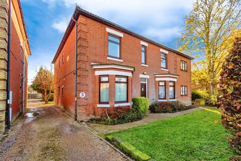 2 bedroom flat for sale, Winchester Road, Southampton, Hampshire, SO16