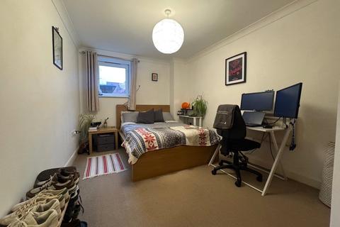 2 bedroom flat for sale, Orchard Place, Southampton, Hampshire, SO14