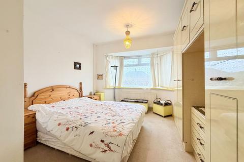 undefined, Heath Road, Hollywood, B47 5LR