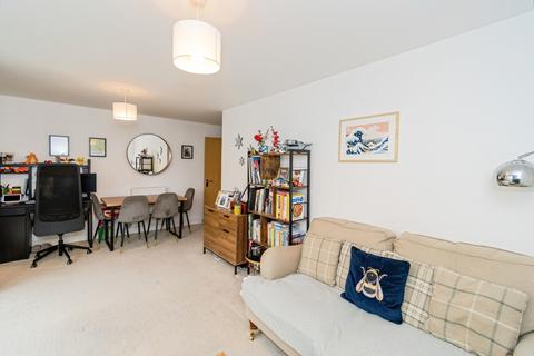 2 bedroom flat for sale, James Weld Close, Banister Park, Southampton, Hampshire, SO15