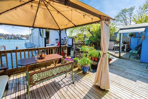 undefined, Pettinger Gardens, Southampton, Hampshire, SO17