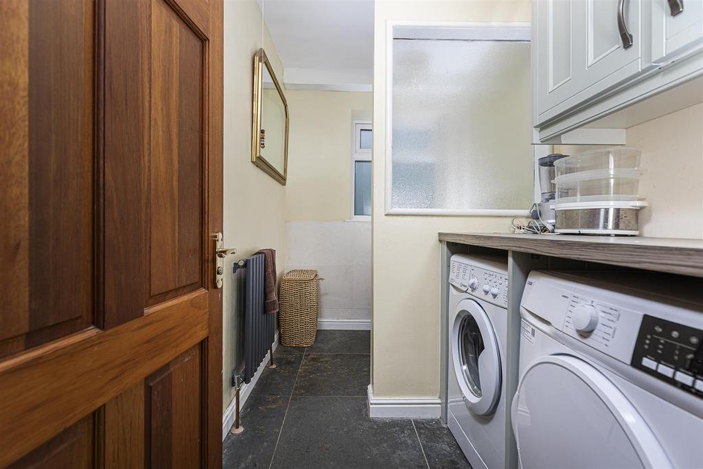Bramleys Estate Agents - Far Common Road - Mirfiel