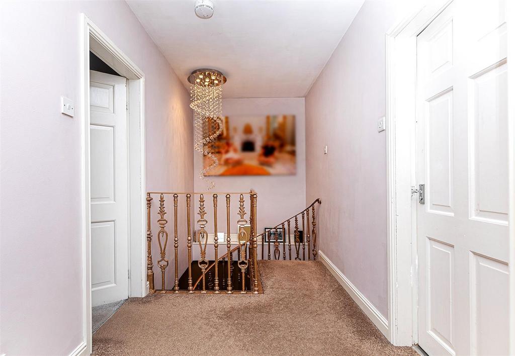 Bramleys Estate Agents - Far Common Road - Mirfiel