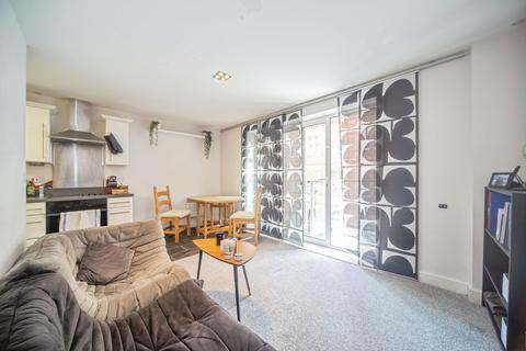 1 bedroom flat for sale, High Street, Southampton, Hampshire, SO14