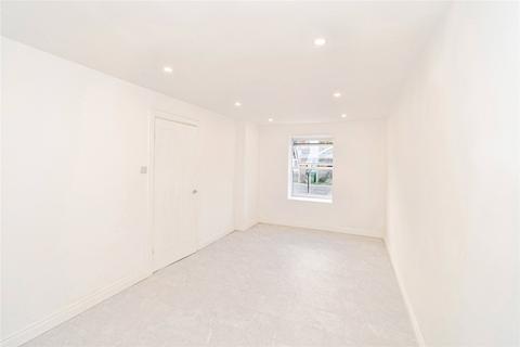 3 bedroom terraced house for sale, Adelaide Road, Southampton, Hampshire, SO17